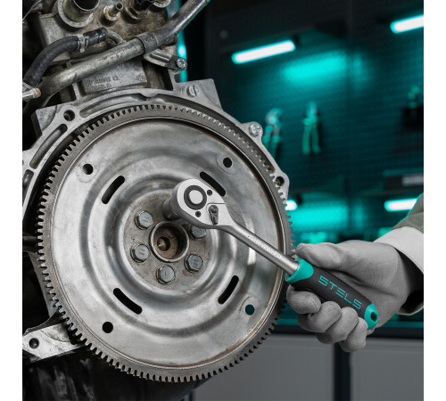 Ключ-трещотка 1/2", CrV, 72 зуба, с быстрым сбросом, матовый хром Stels