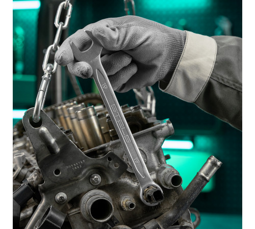 Набор инструментов, 1/2", CrV, пластиковый кейс 31 предмет Stels